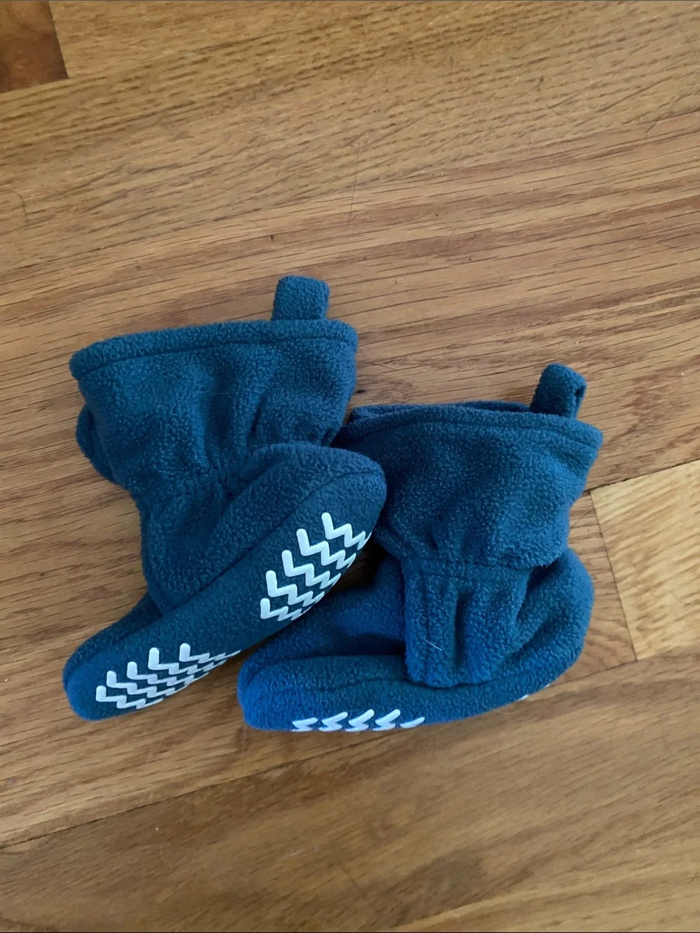 Kids Cozy Fleece Booties - Assorted Colors